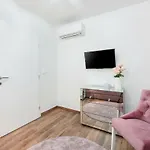 Apartment Perla