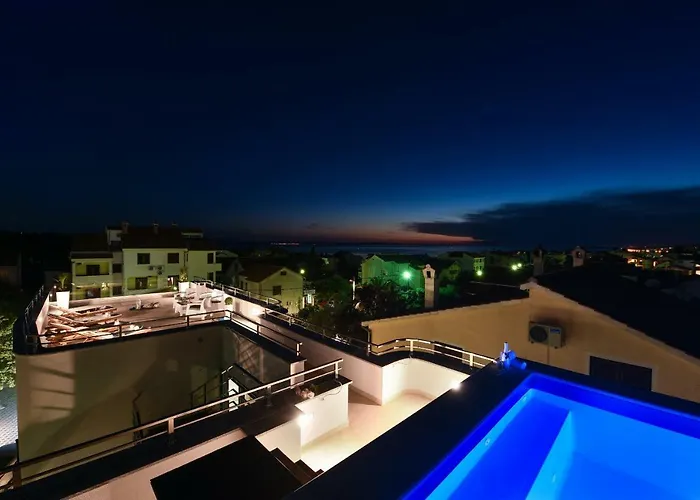 公寓 Perla 扎达尔